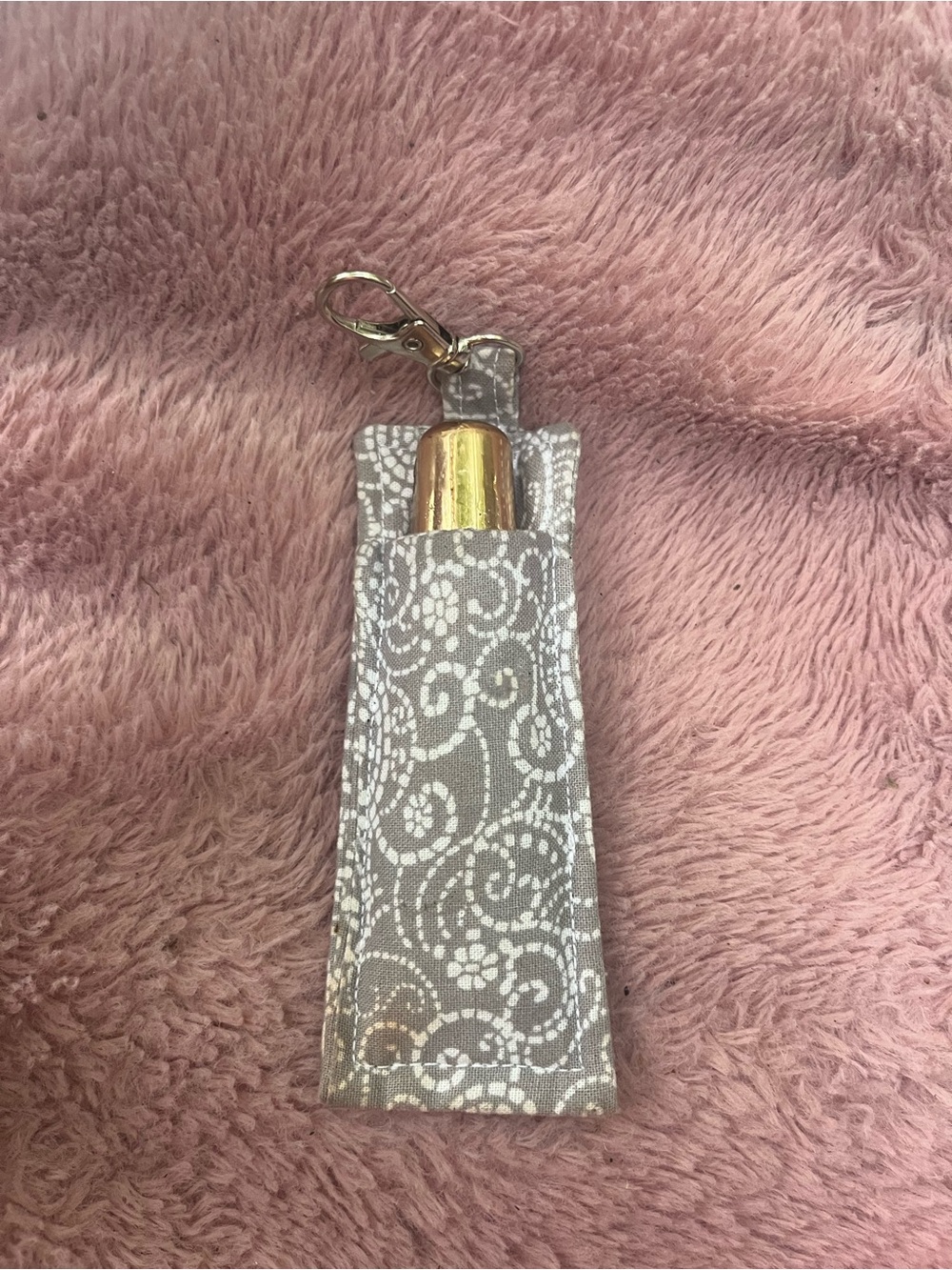 Gray Lace Pattern Lipstick Holder Keychain with Gold Cap